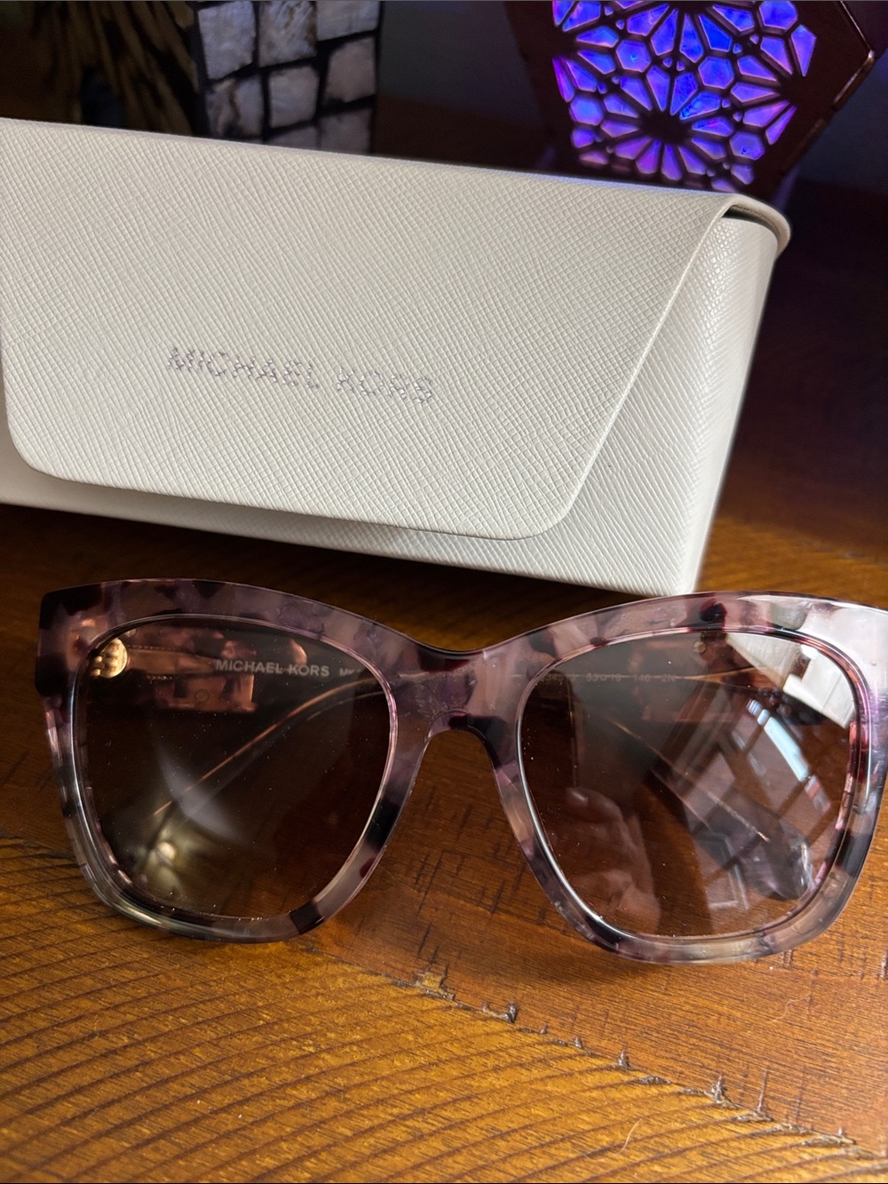 Michael Kors Tortoiseshell Sunglasses with case never worn